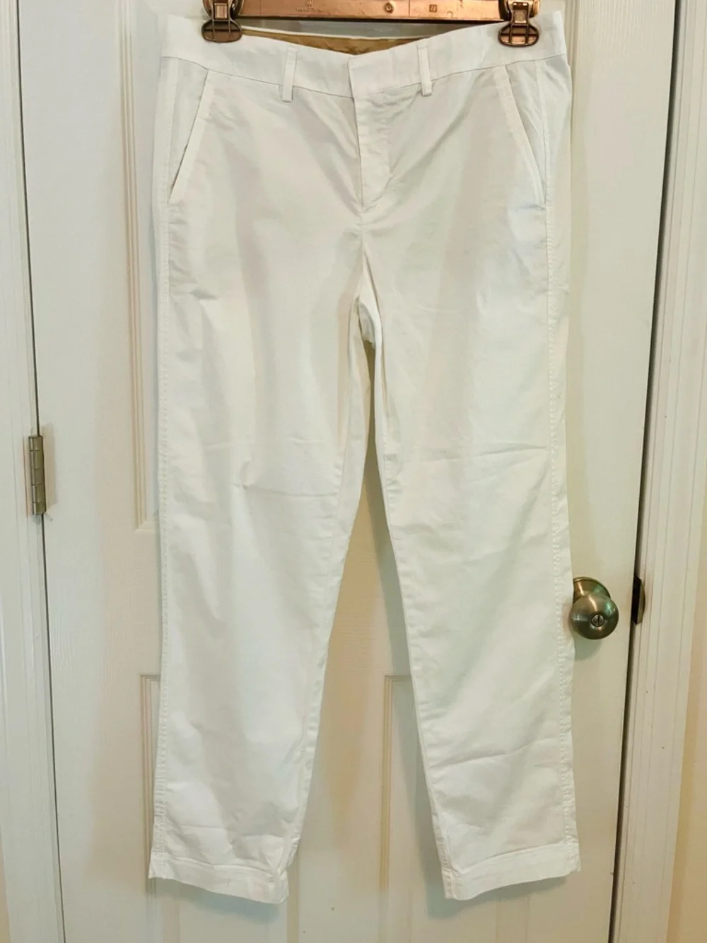 Vince White Cropped Straight-Leg Jeans - Picture 2 of 5